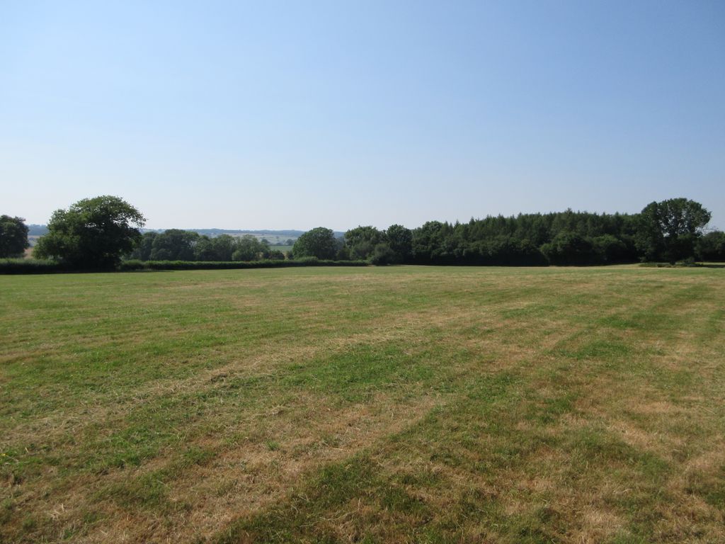Property photo 2 of 6 Img_0117