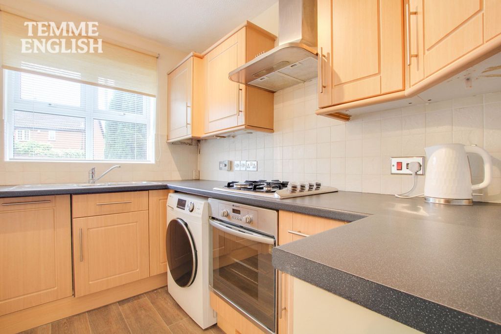 Property photo 3 of 17