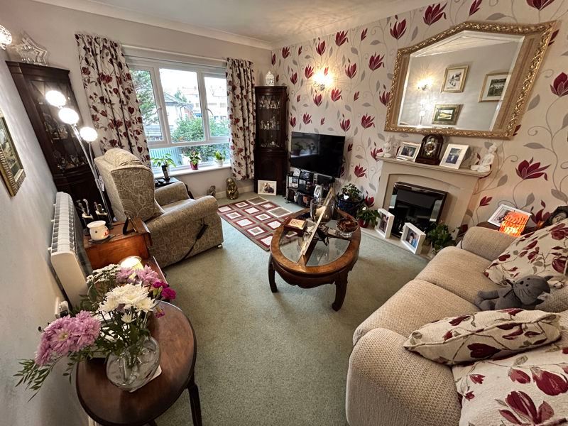 Property photo 2 of 14 Photo 4