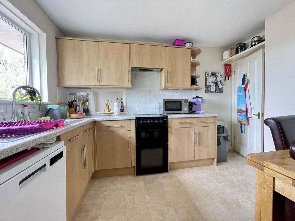 Property photo 3 of 19 Photo 18