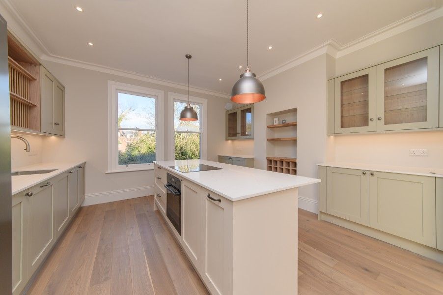 Property photo 2 of 24