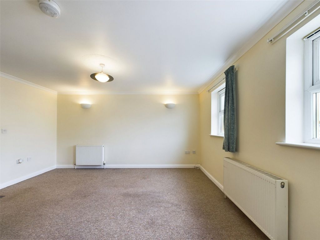 Property photo 3 of 8 Picture No. 03