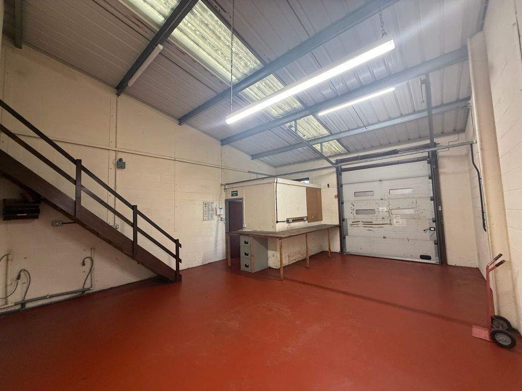 Property photo 2 of 3