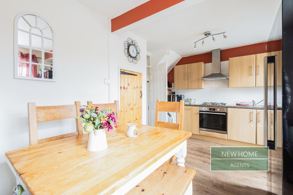 Additional image 5 of 3 bed semi-detached house for saleGreenacre Drive, Bedwas, Caerphilly CF83