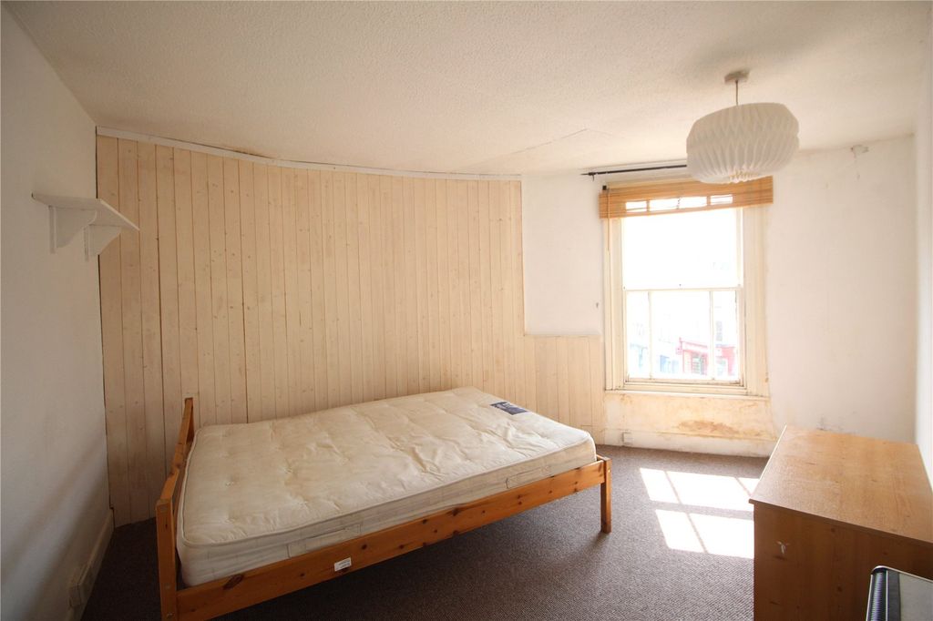 Property photo 3 of 7 Picture No. 05