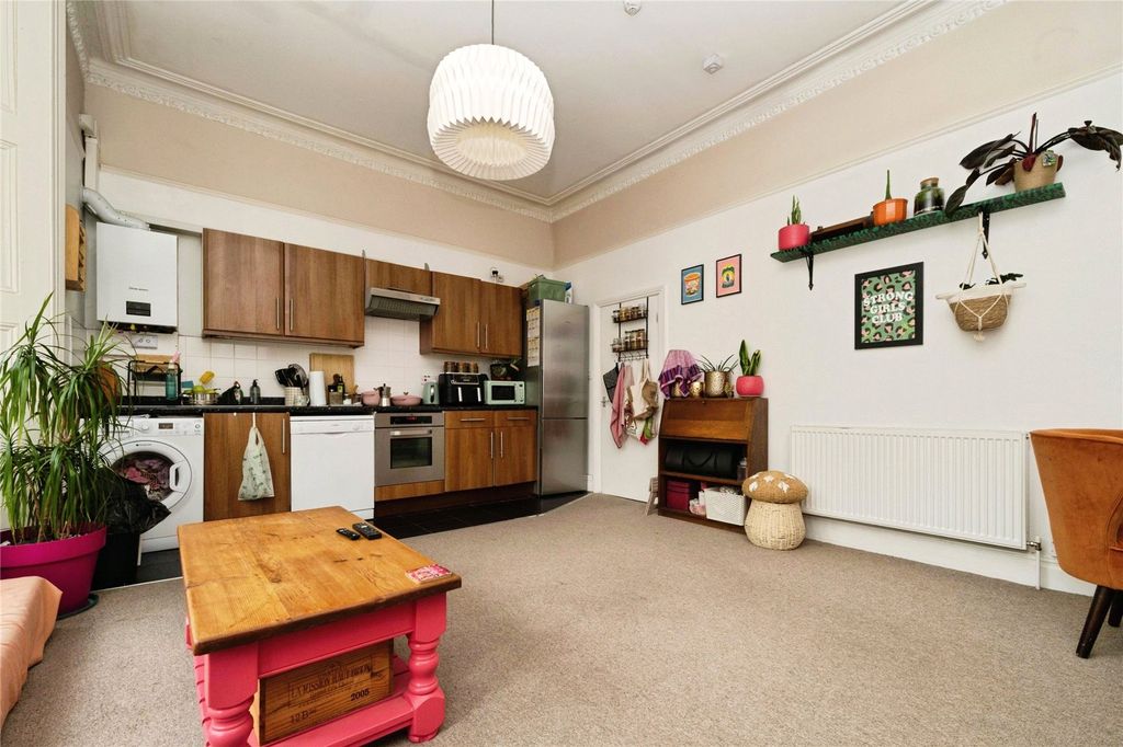 Property photo 3 of 15 Picture No. 19