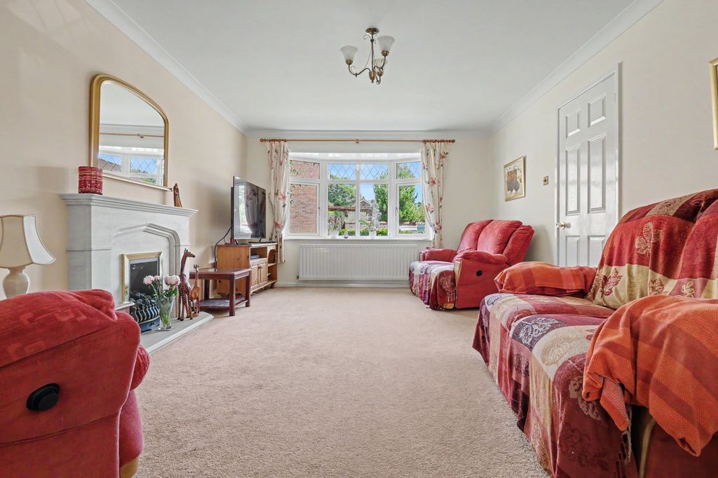 Property photo 2 of 15