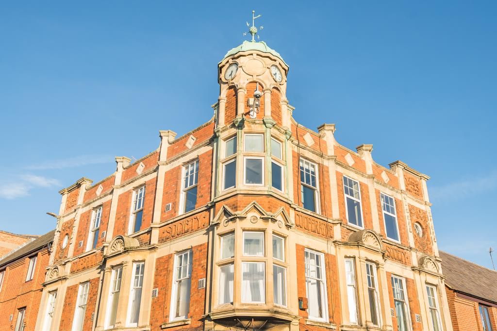 Property photo 1 of 18 External View