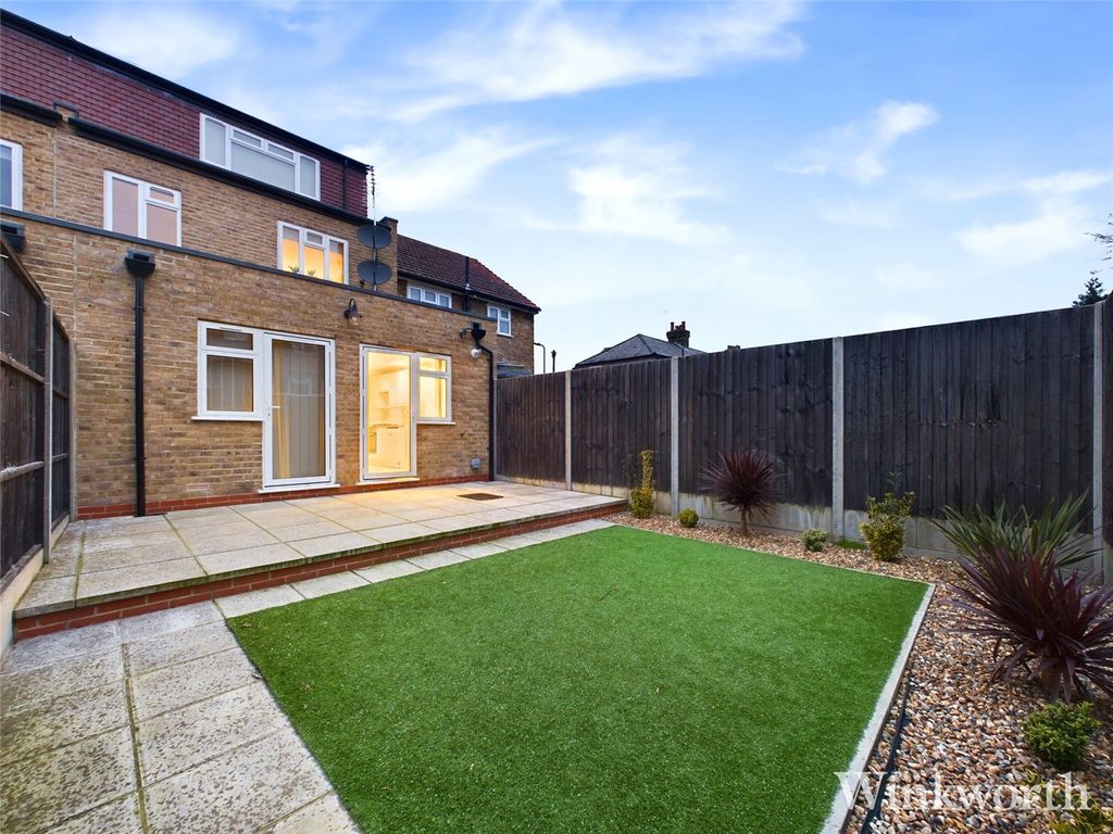 Property photo 1 of 9 Picture No. 04