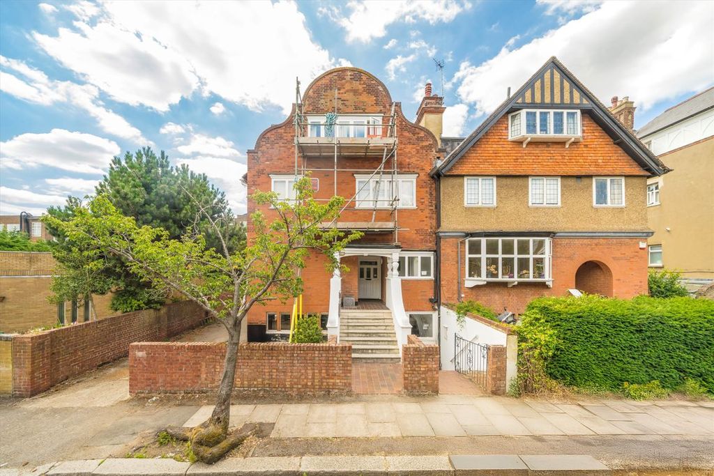 Property photo 1 of 1