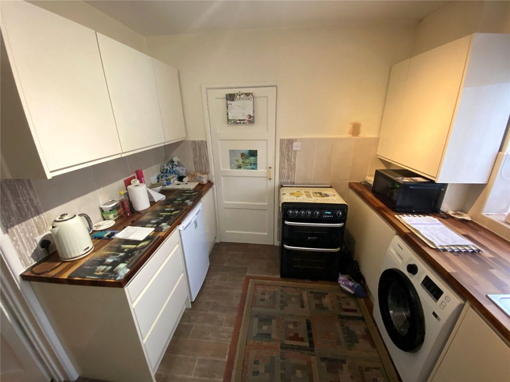 Property photo 3 of 17 Picture No. 15