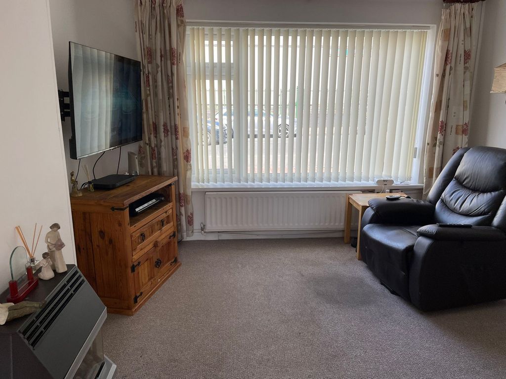 Property photo 2 of 29