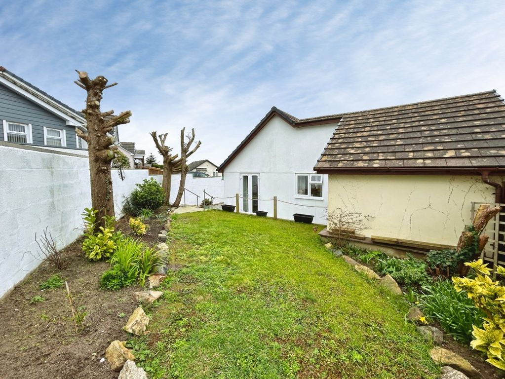 Property photo 3 of 22 4923797