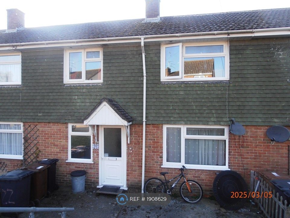 Property photo 1 of 28