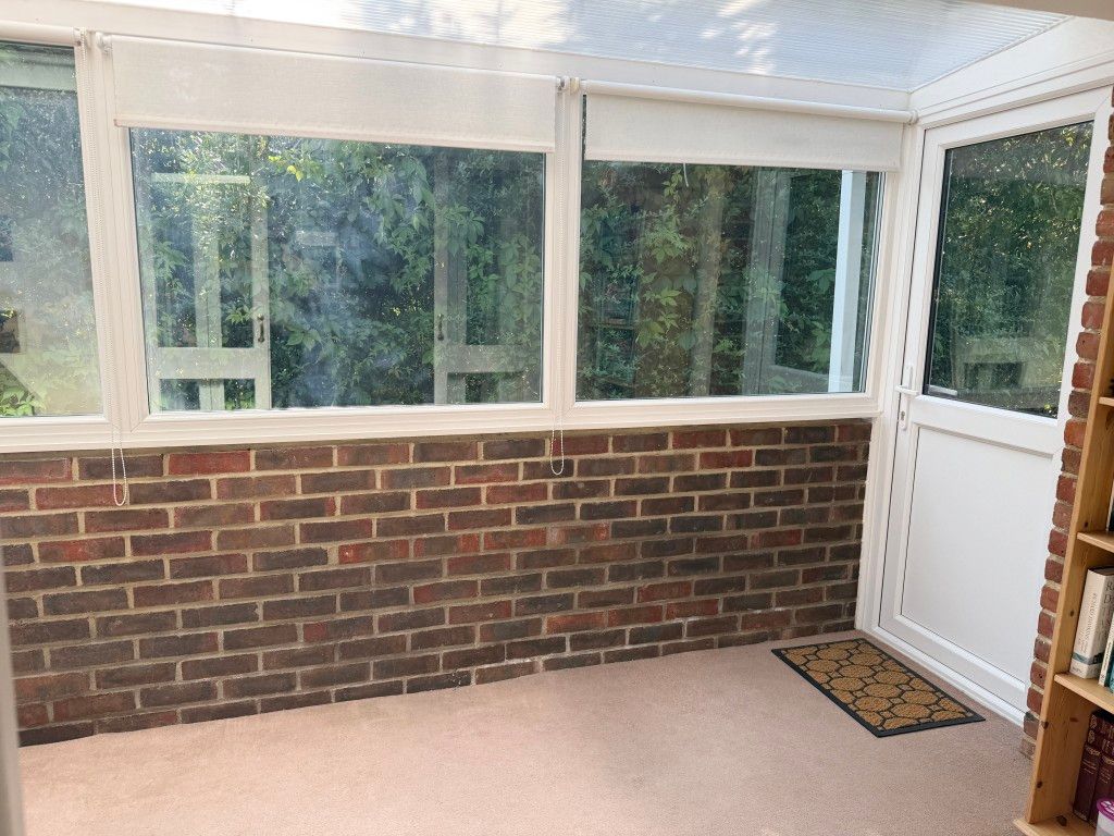 Property photo 3 of 14 Sun Room Off Lounge With Access To Side