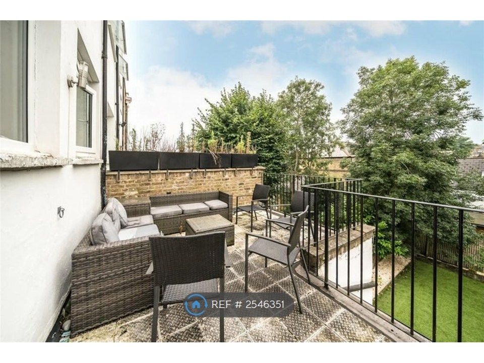 Property photo 2 of 6 Terrace