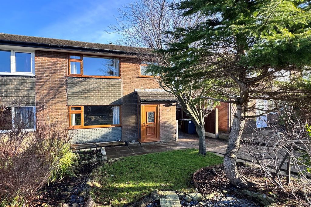 Property photo 1 of 12 (Main)