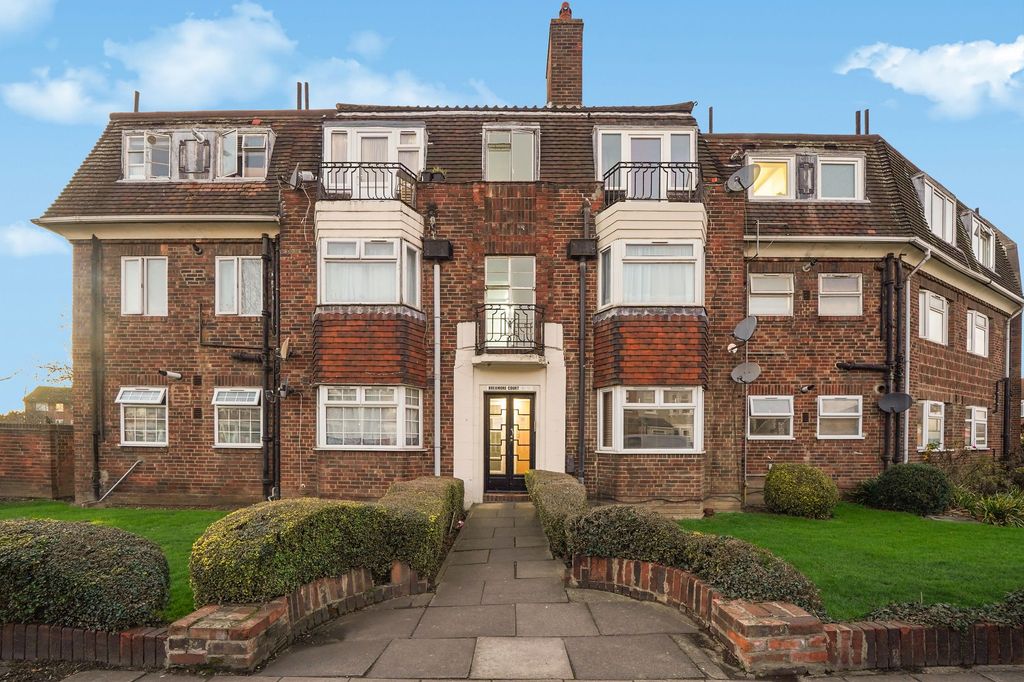 Property photo 1 of 15