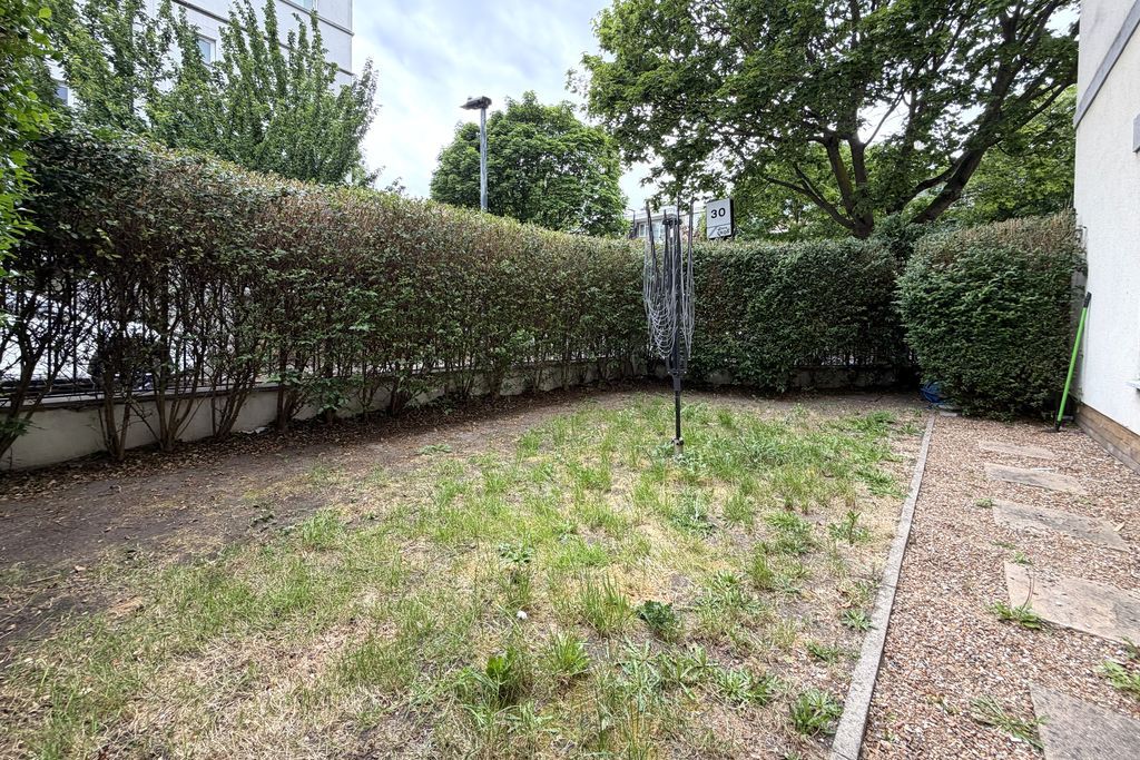 Property photo 2 of 10 Photo 6