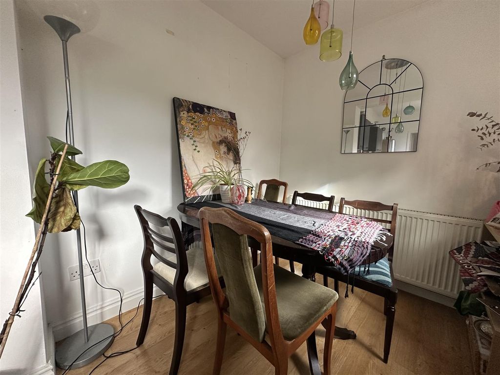 Property photo 3 of 13 Img_0577.Jpeg