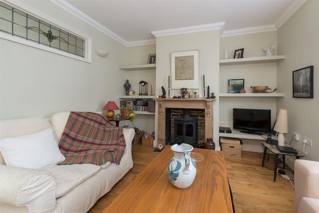 Property photo 3 of 13 98Regent-10.Jpg