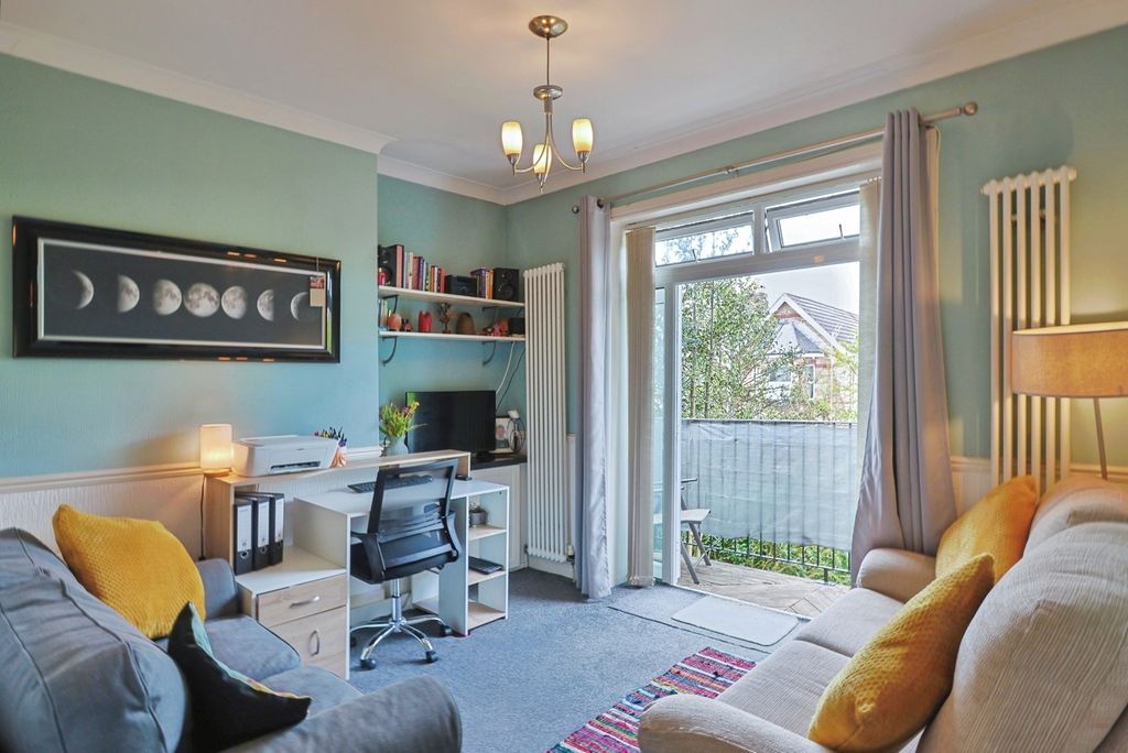 Property photo 1 of 15 Pbox-Img.Jpg