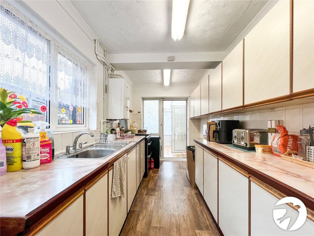 Property photo 3 of 12 Picture No. 06
