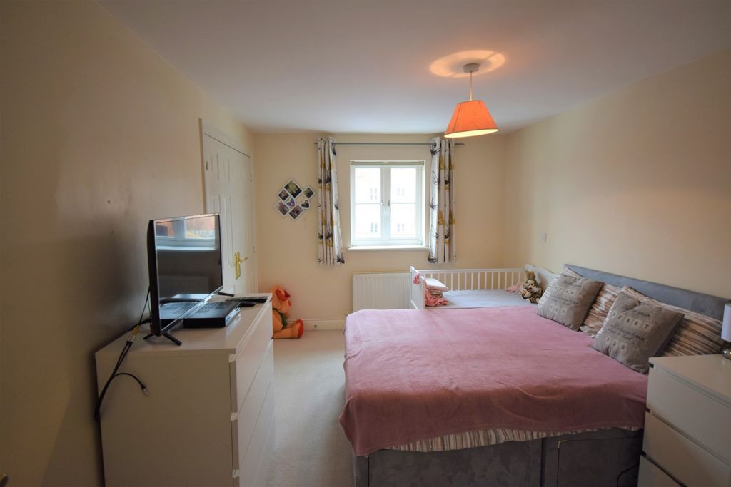 Property photo 2 of 3 Photo 2