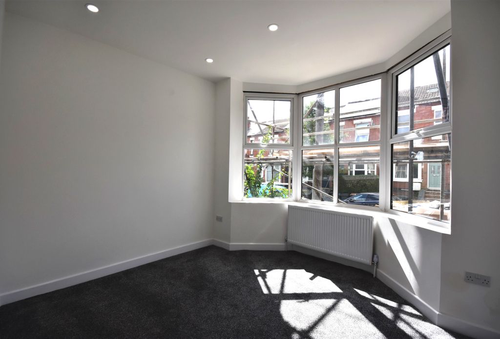 Property photo 1 of 4