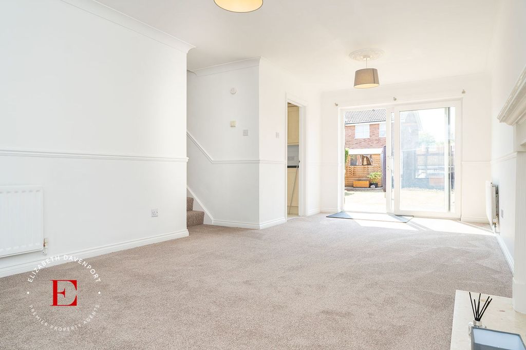 Property photo 3 of 18