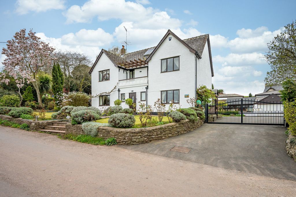 Property photo 1 of 49