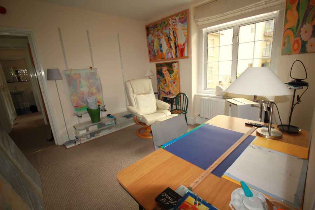 Property photo 2 of 6 Image