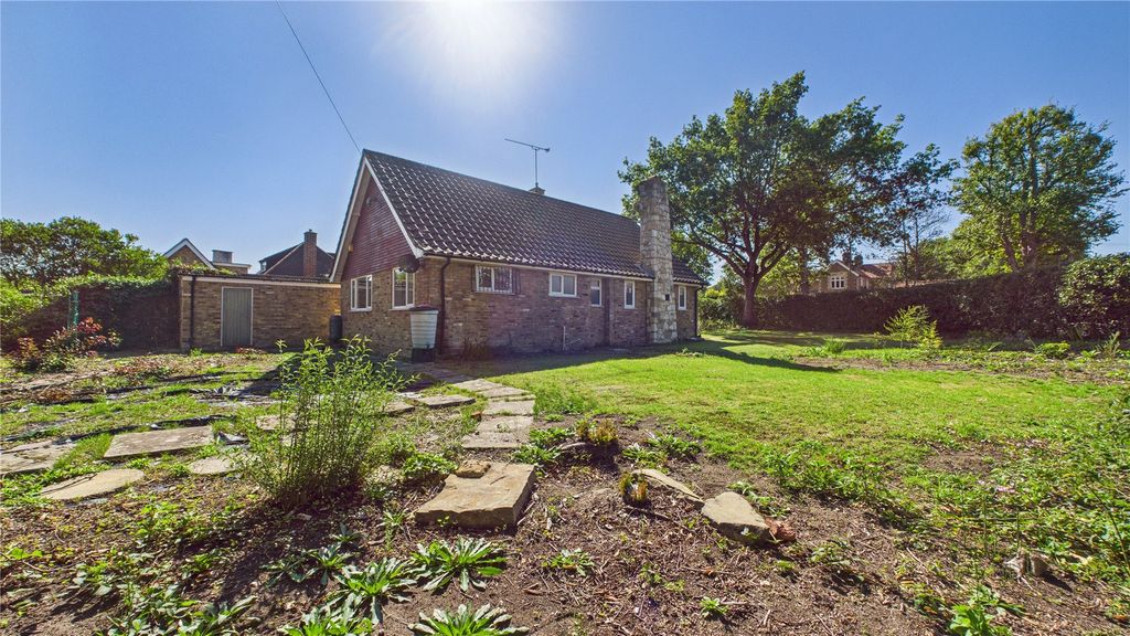 Property photo 2 of 12 Picture 2