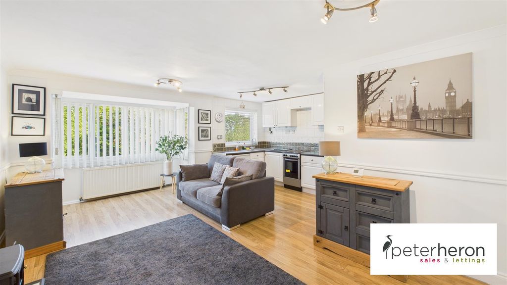 Property photo 3 of 15 Open Plan Lounge &amp; Kitchen
