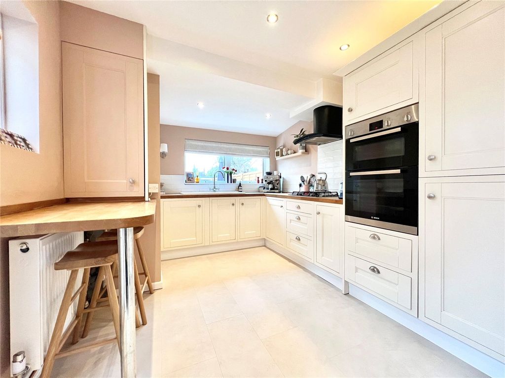 Property photo 3 of 29 Picture No. 16