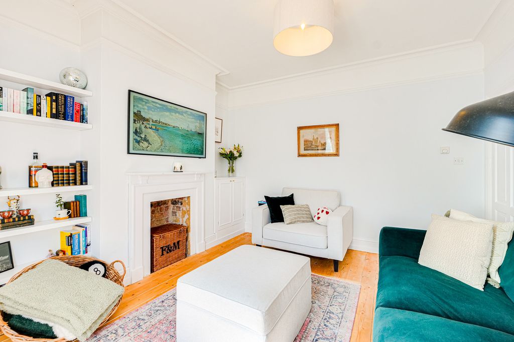 Property photo 1 of 15