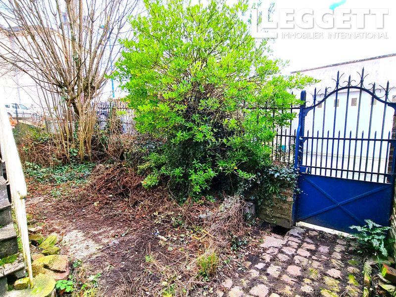 Property photo 2 of 10