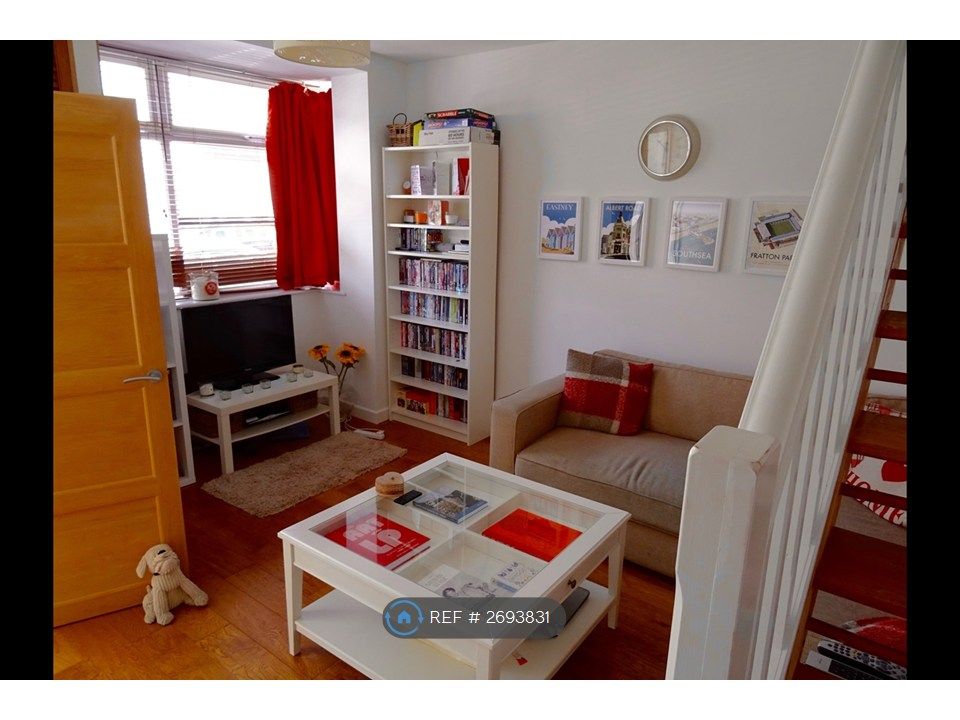 Property photo 2 of 21