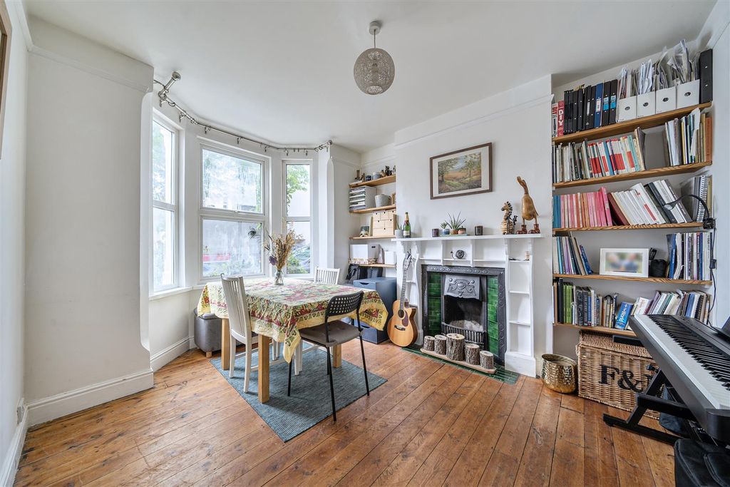 Property photo 3 of 12 1442724-2-69De3c65A944A.Jpg