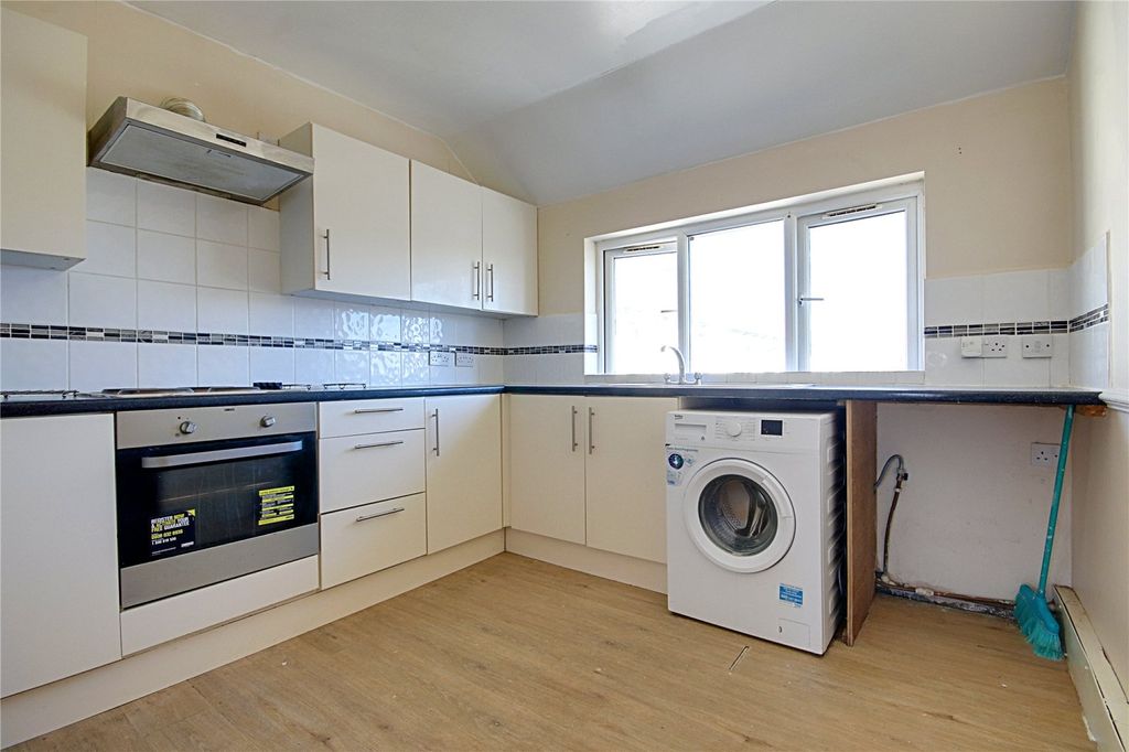 Property photo 2 of 13 Picture No. 03