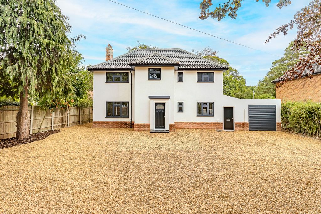 Property photo 1 of 36 5239310