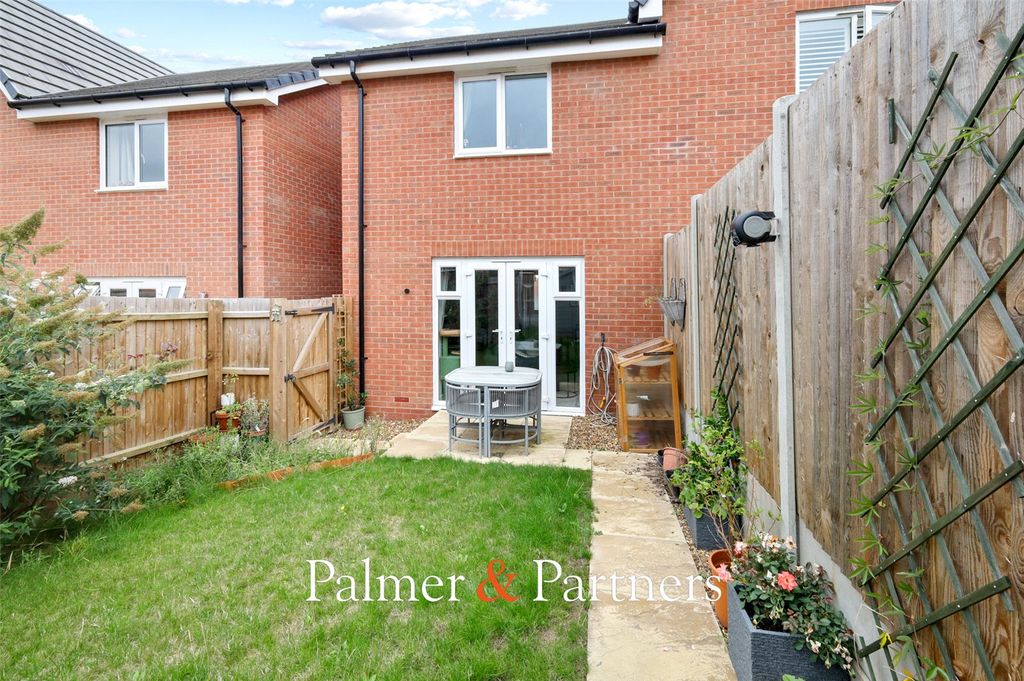 Property photo 3 of 18 Picture No. 23