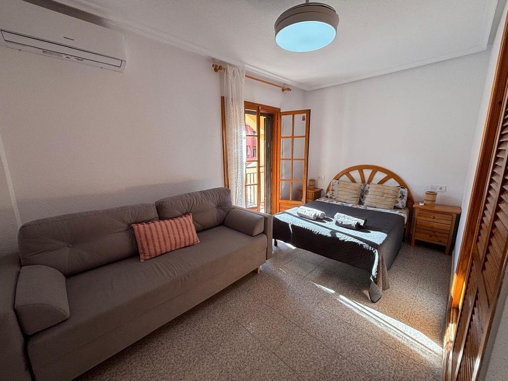 Property photo 3 of 34