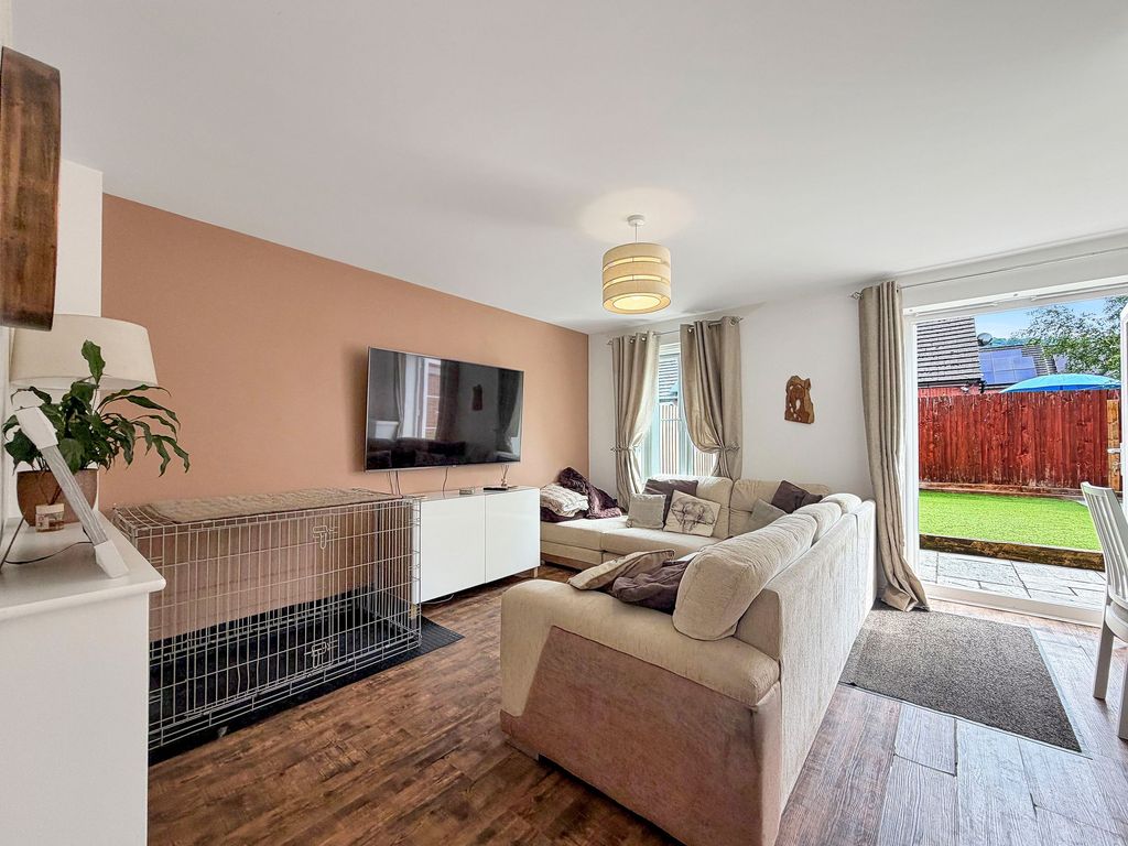 Property photo 2 of 30