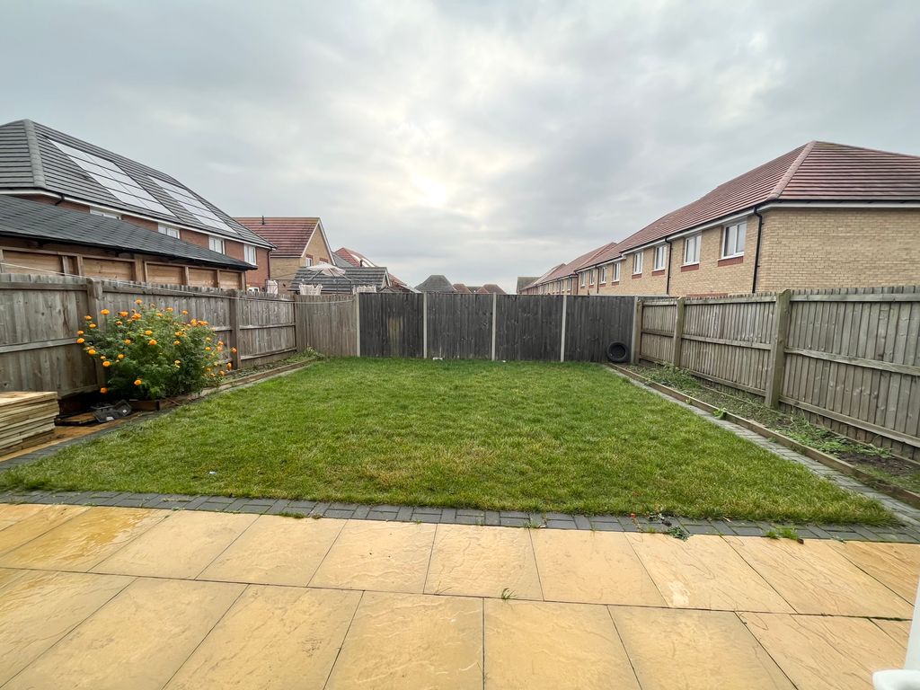 Property photo 2 of 22