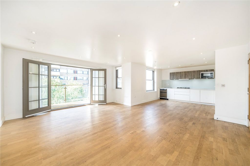 Property photo 1 of 14 Picture No. 20