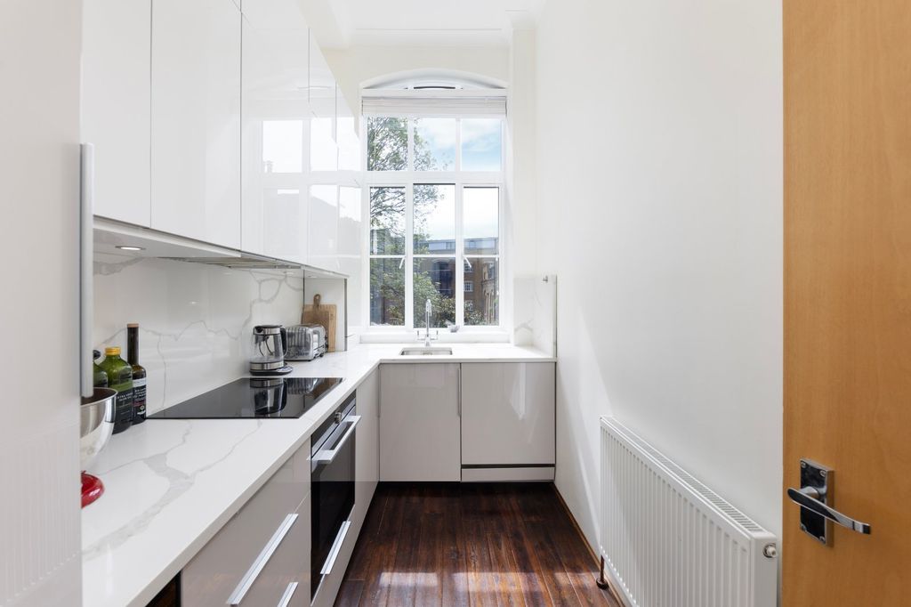 Property photo 2 of 11 Picture No. 07