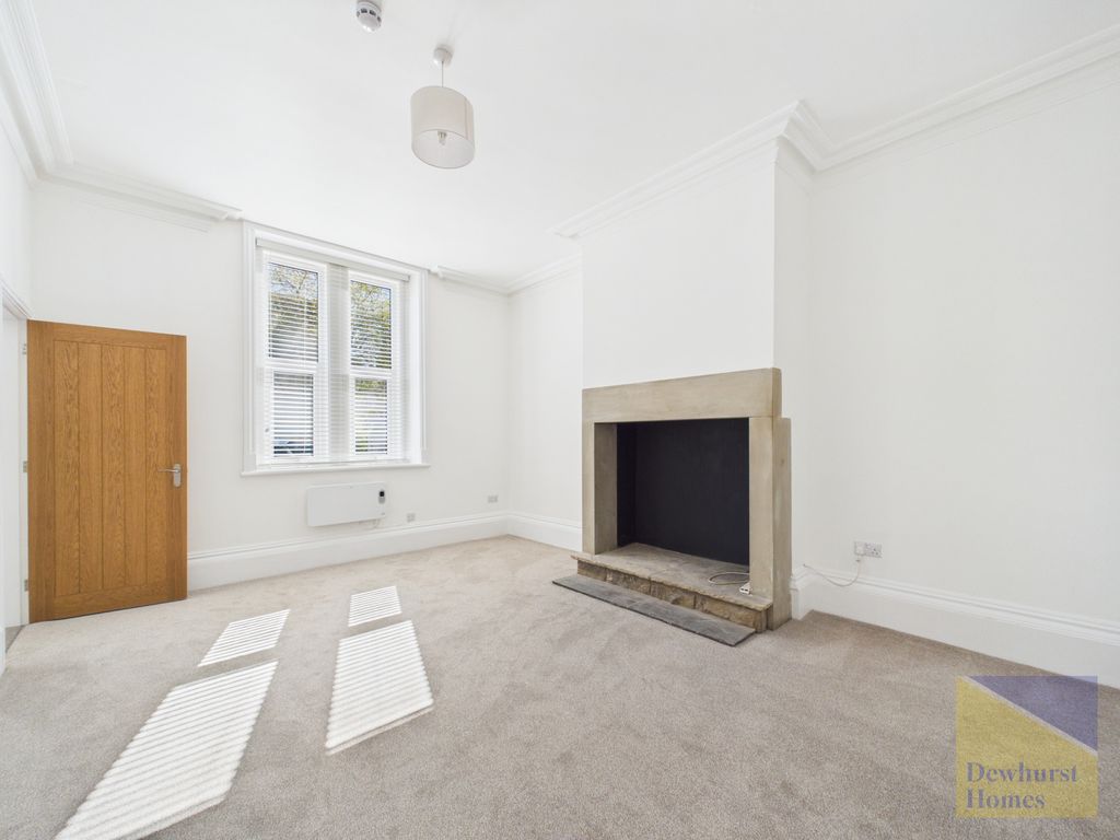 Property photo 2 of 30