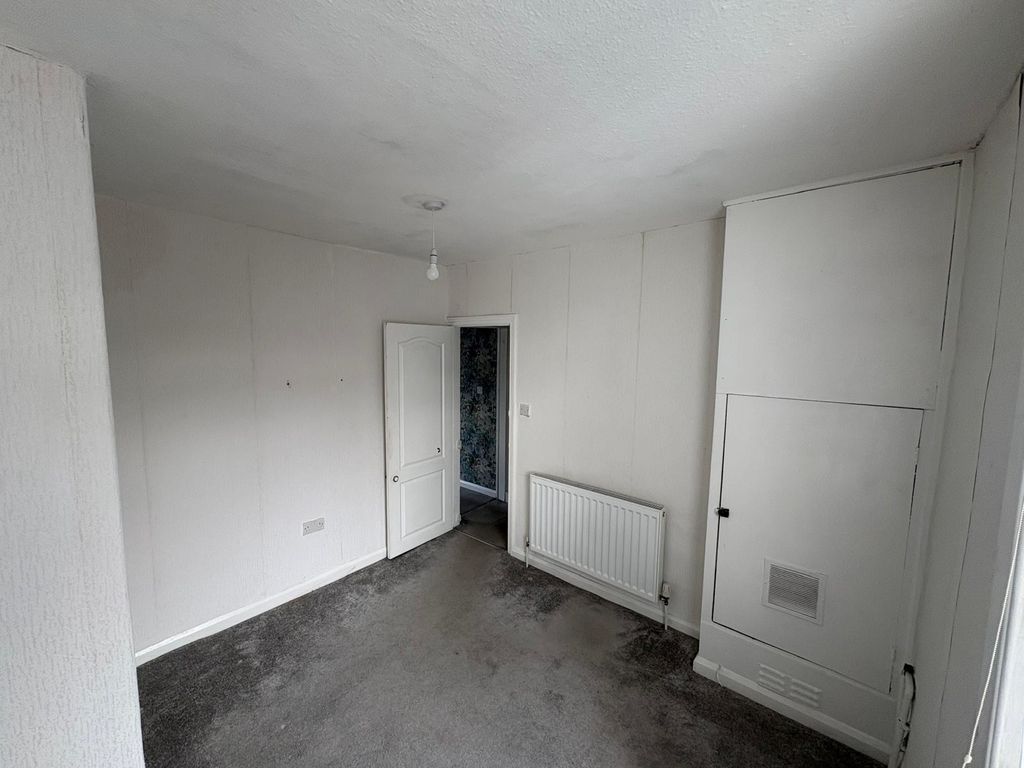 Property photo 2 of 9 Bedroom 2