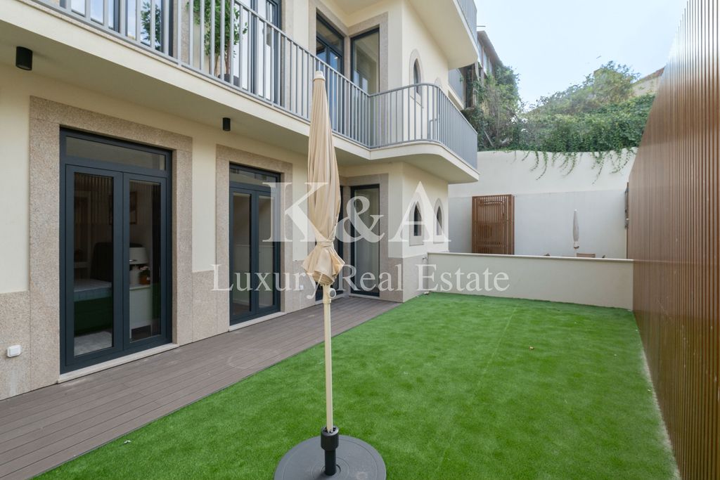 Property photo 1 of 34